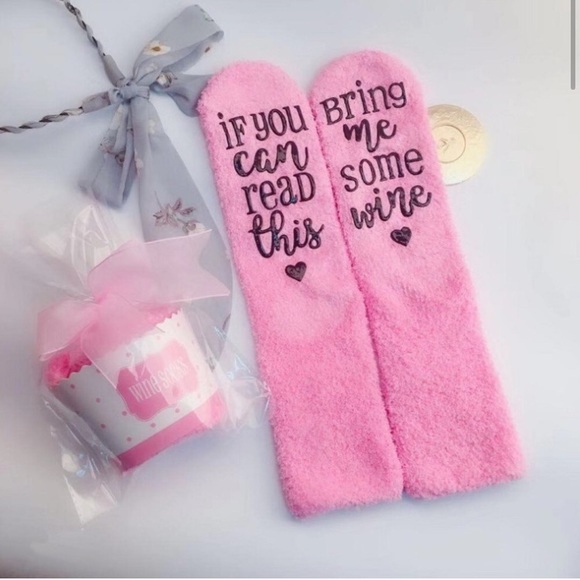 Accessories - Cute Fuzzy Pink Wine Socks!